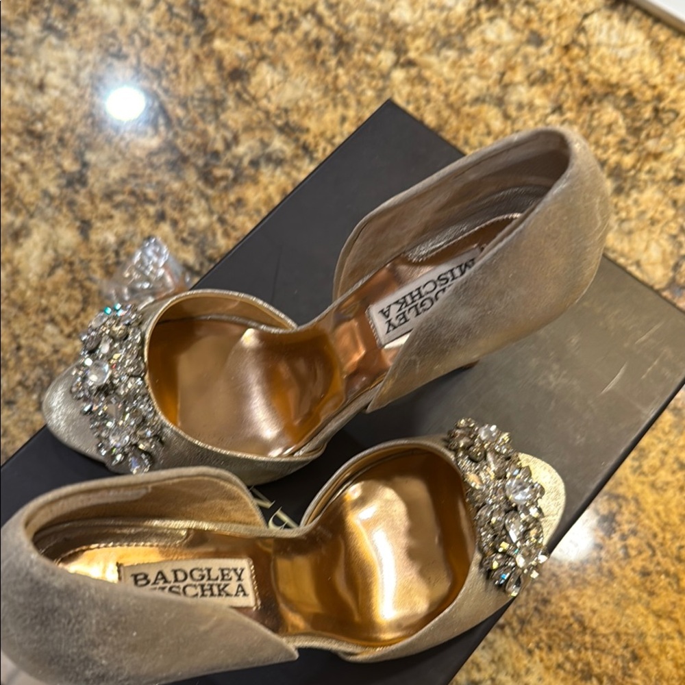 Badgley Mischka Women's Gold Embellished Heels with BOX
